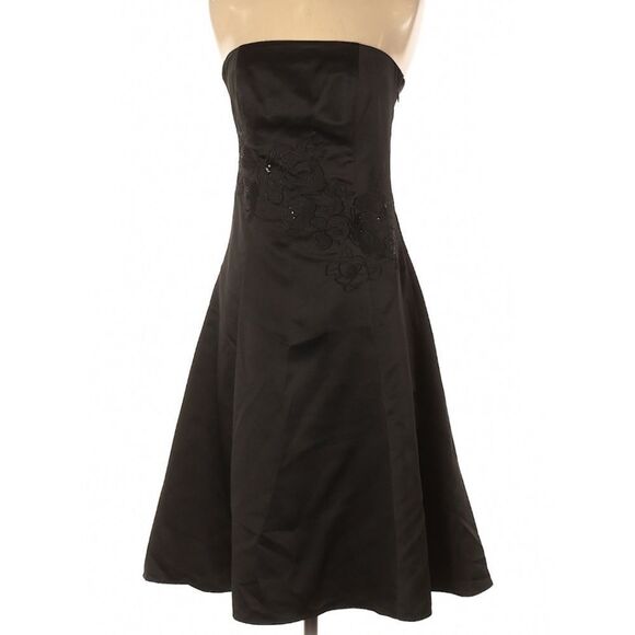 NWOT WHBM Gown - Picture 1 of 6